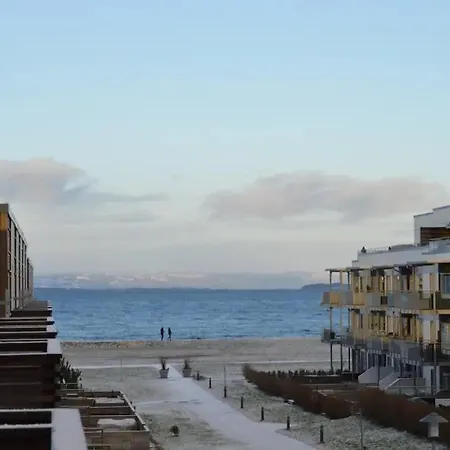 Modern 3-story House By The Sea & Public Transport * Trondheim